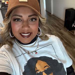 Meet your Posher, Soschia